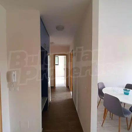 Aparthotel Denitsa Borowez